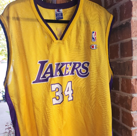 VINTAGE COLLECTIBLE JERSEY BY CHAMPIONS